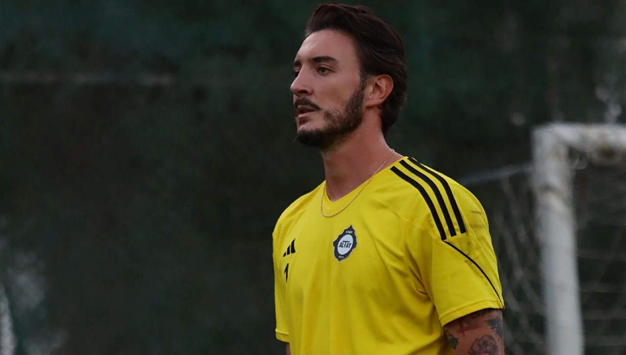 Altay’da kaleci Ozan’dan kötü haber