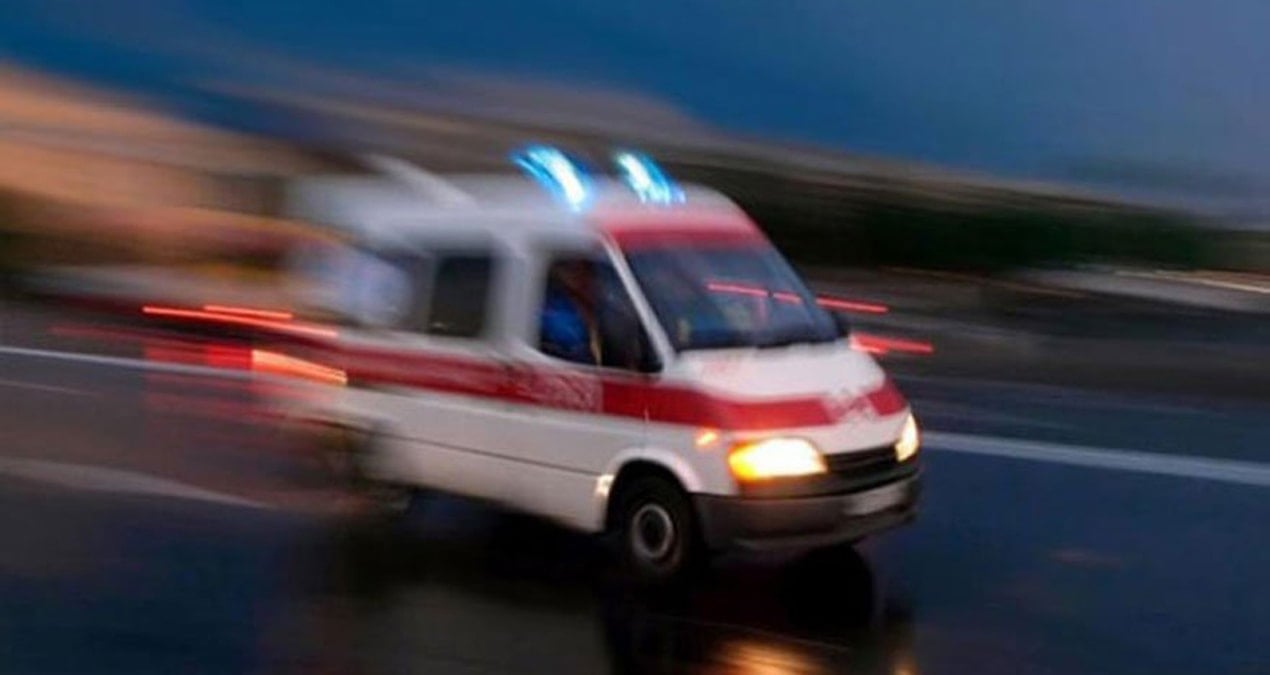 Elazığ’da otomobil takla attı, yolcular yara almadan kurtuldu