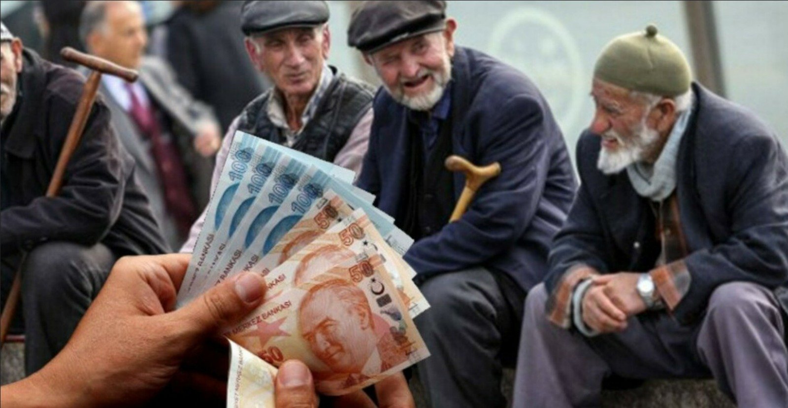 Emekliler rakam vererek iktidara seslendi!