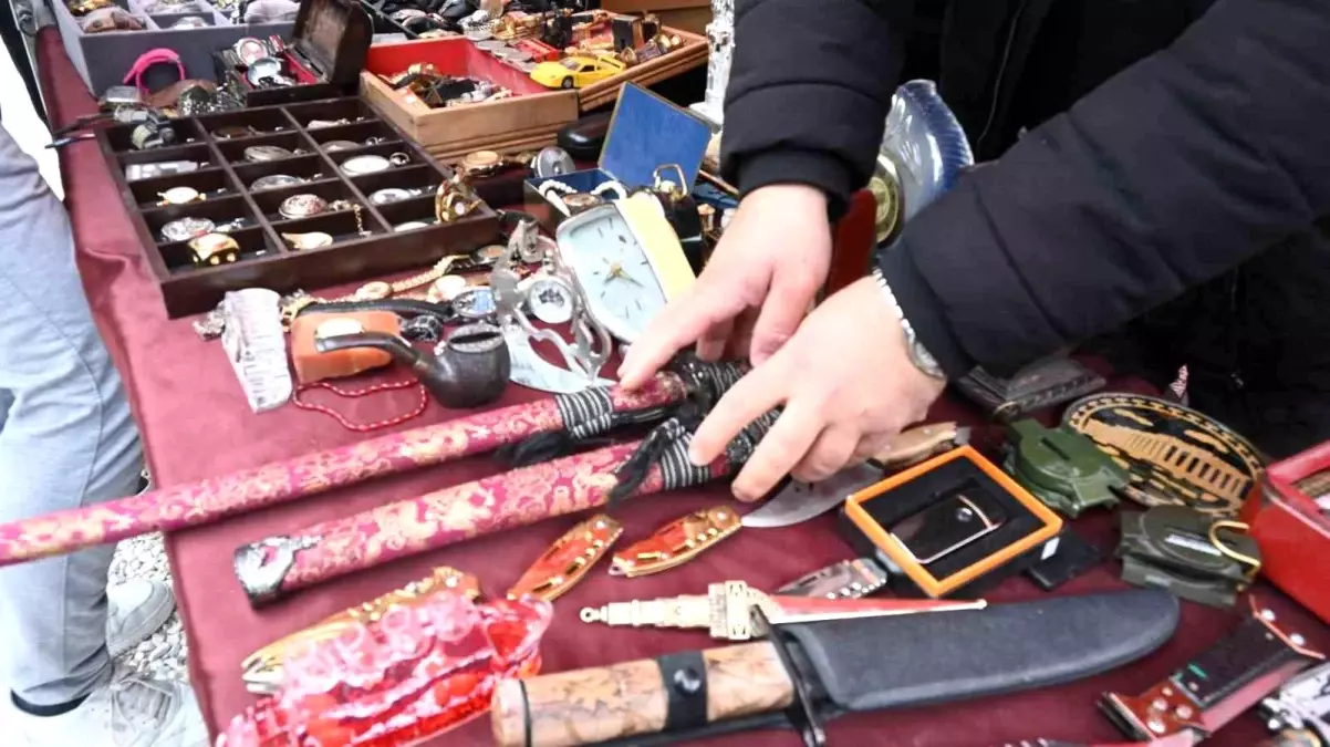 Eskişehir’de Antika Tezgahı İlgi Görüyor