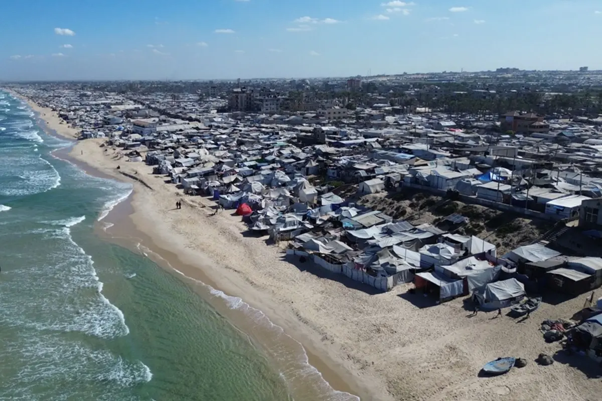 gazzedeki ateskes sonrasi binlerce filistinli aile cadirlarda kalmaya devam ediyor cnFR6TSk.jpg