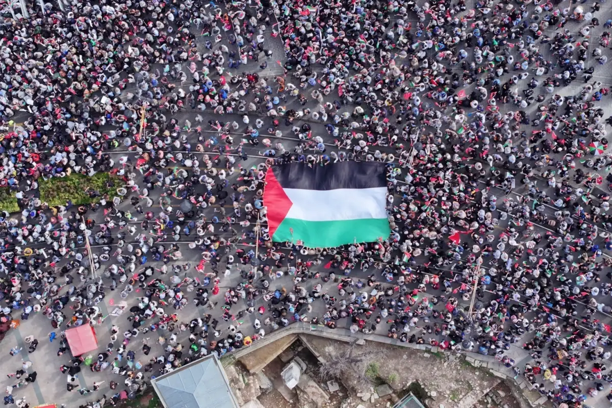 istanbul ankara ve izmirde binlerce kisi gazze icin yuruyor UHyOYjkf