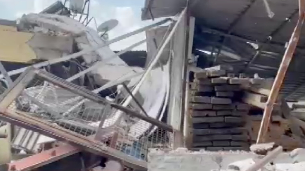 İzmir’de şiddetli patlama: Bir kişi ağır yaralandı