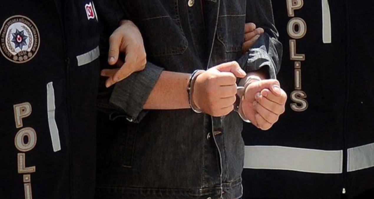 95 yıl hapis cezasıyla aranan firari İzmir’de yakalandı