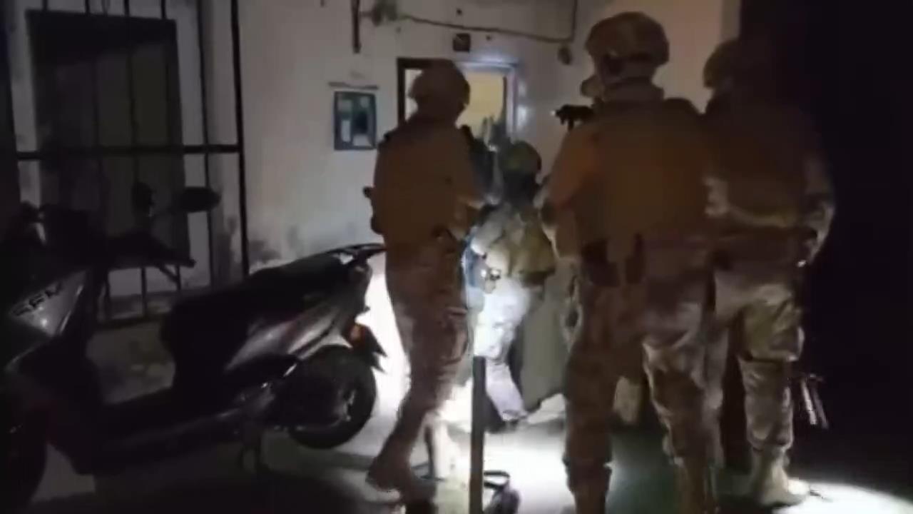 İstanbul’da suç örgütlerine operasyon. 42 gözaltı