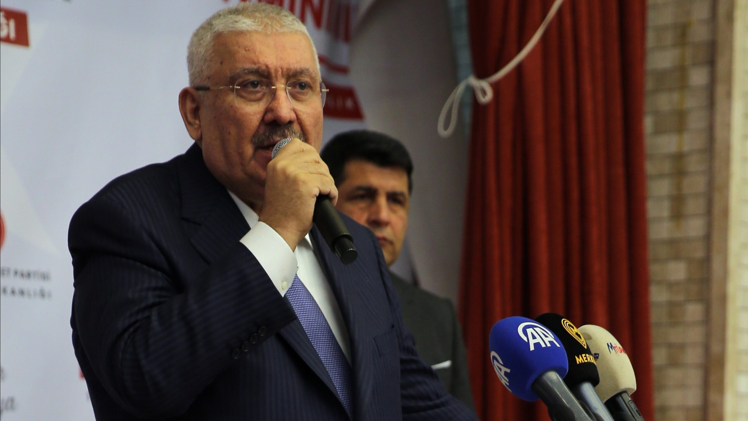 MHP’li Semih Yalçın: Dünya hayati bir dönemeçte