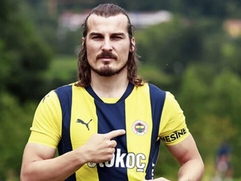 Fenerbahçe Çağlar Söyüncü’nün kalemini kırdı